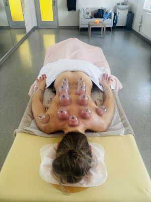 Zdravotná masáž/ Manuálna terapia
