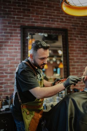 Pánsky strih + úprava brady  (Men's cut + Beard Trim)