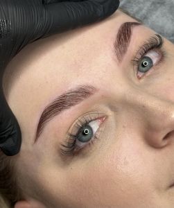 Brow Lamination 