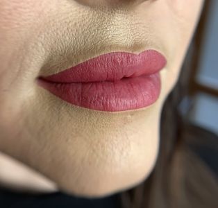 Rty / Lipstick 