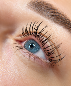 Lash lifting