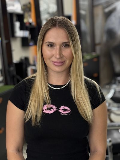 Alexandra Švihlová  @sandy.x.barber