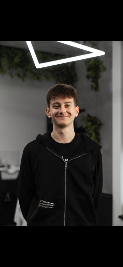 Dávid Sebastian Turoň @__dajiv