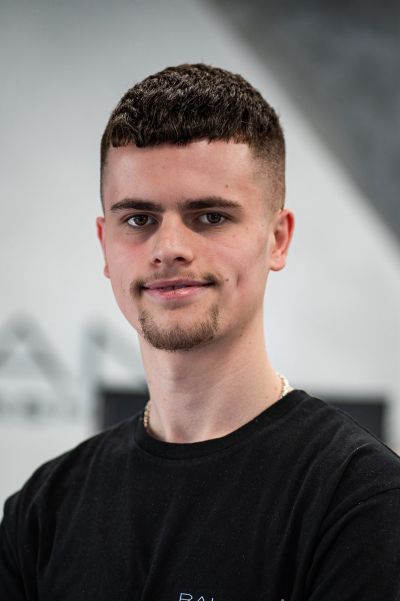Barber Kimi